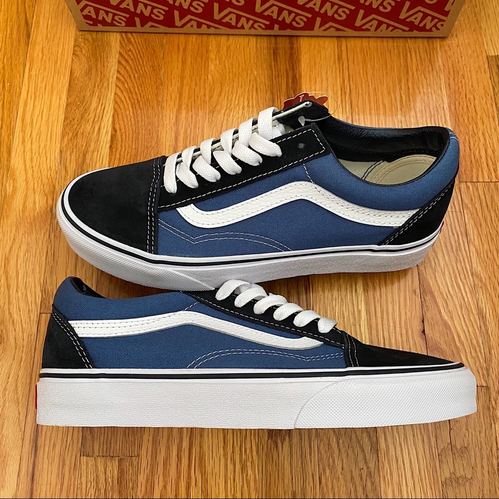 Vans Old Skool Women’s Sneakers - Picture 6 of 6